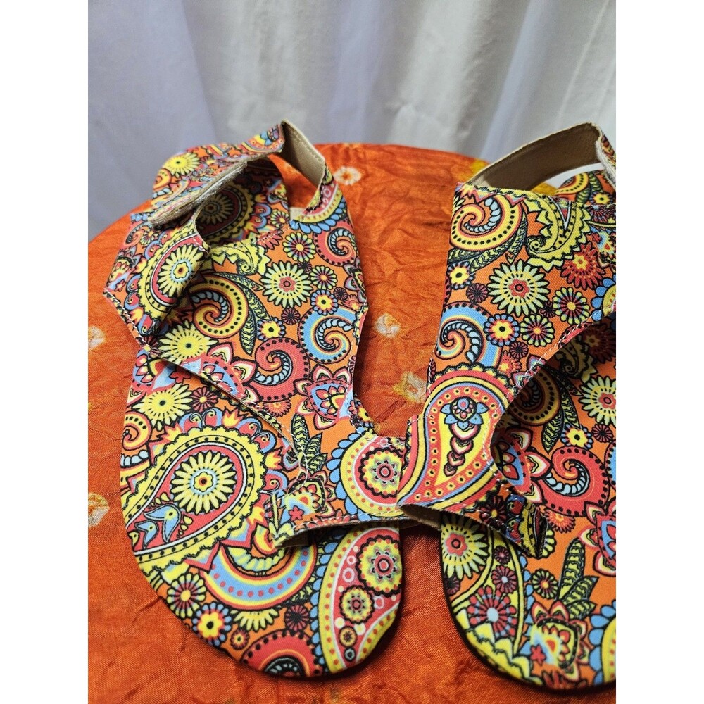 Women’s Multicolor Paisley Slip-On Flat Sandals Bow Accent EU 40 US 9 - Picture 2 of 3